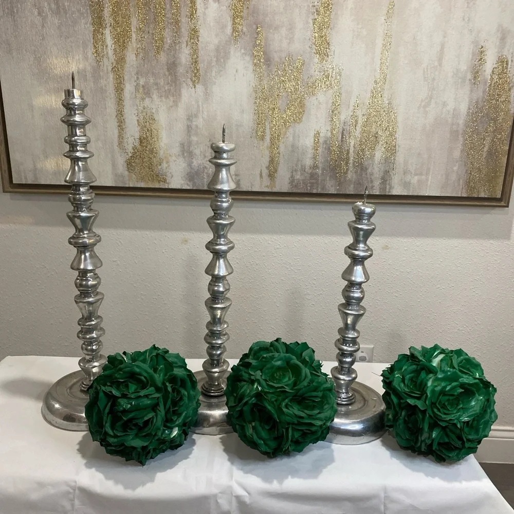 Elegant Silver Candle Holders with Green Floral Accents ⭐️